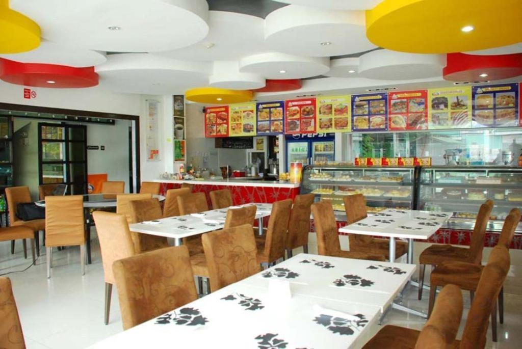 Panda Tea Garden Suites Tagbilaran Exterior foto