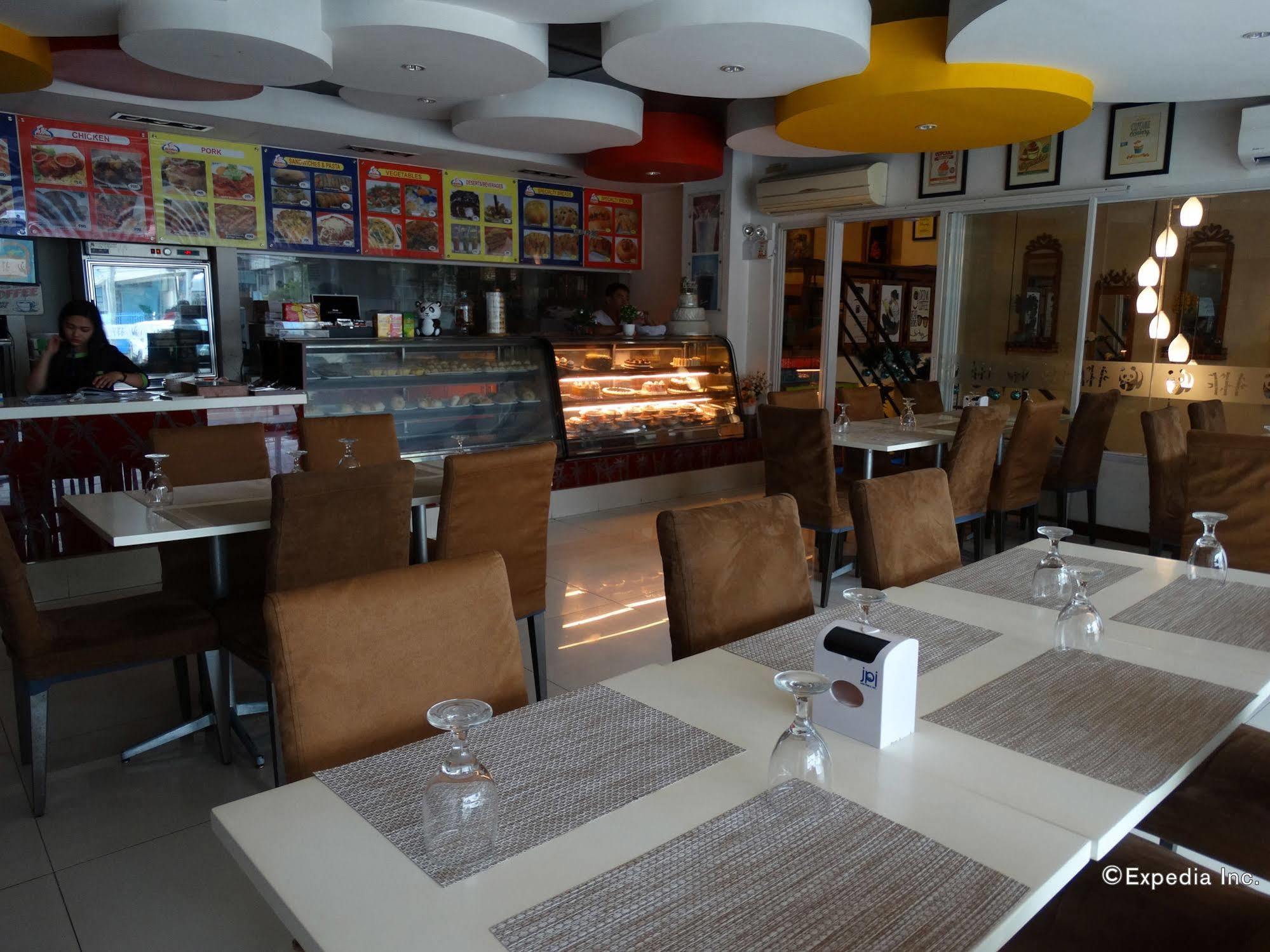 Panda Tea Garden Suites Tagbilaran Exterior foto